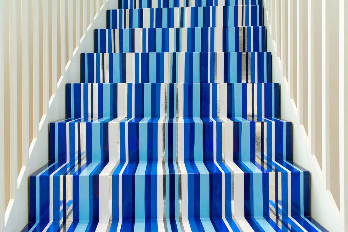 5 escaliers colorés autour du monde