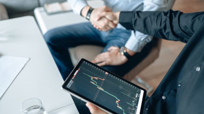 Crédit professionnel : 5 options comparées pour financer votre entreprise